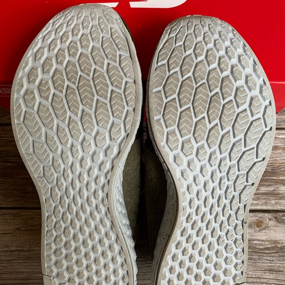 New Balance Fresh Foam v.1 Olive Green - Picture 6 of 6